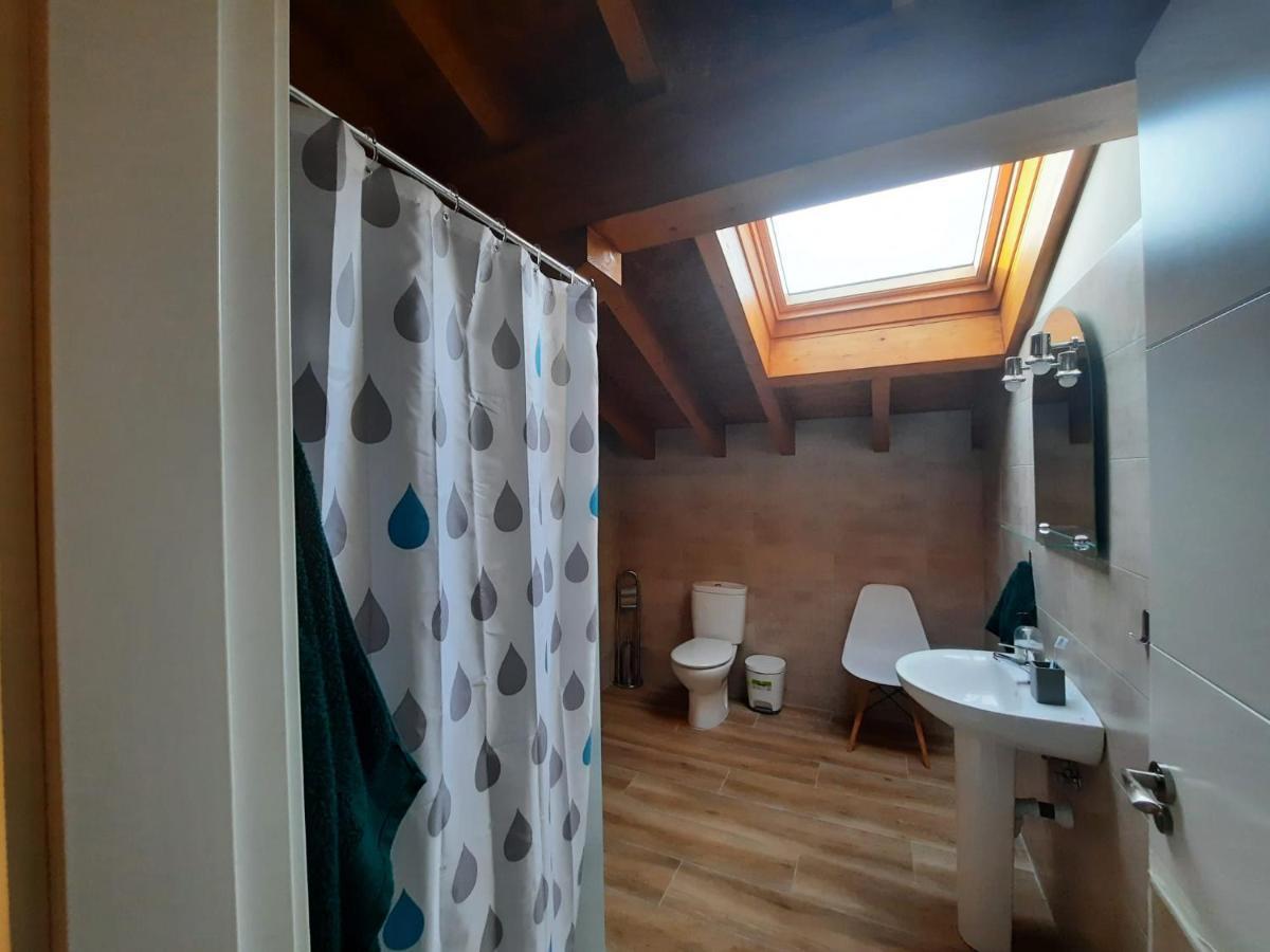 Preciosos Apartamentos A 15 Minutos De Comillas Periedo Bagian luar foto
