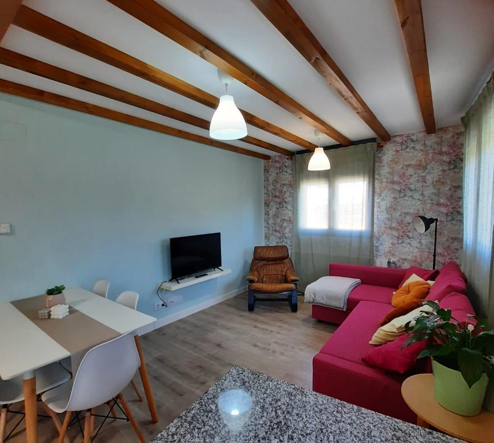 Preciosos Apartamentos A 15 Minutos De Comillas Periedo Bagian luar foto