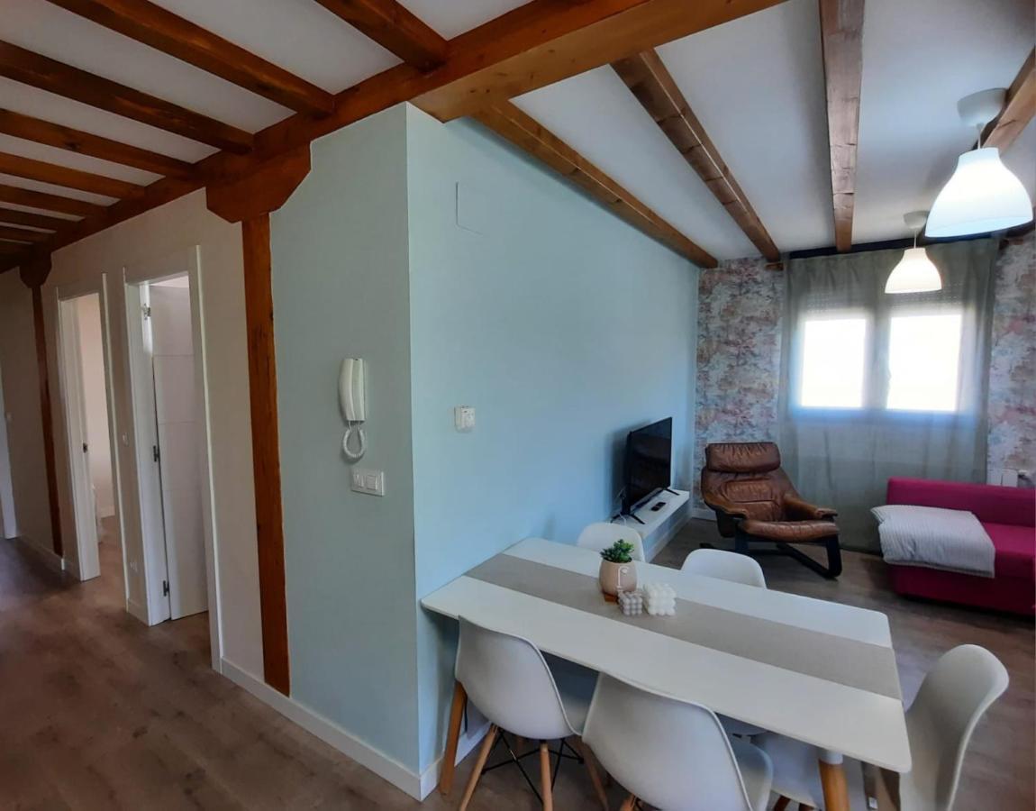 Preciosos Apartamentos A 15 Minutos De Comillas Periedo Bagian luar foto